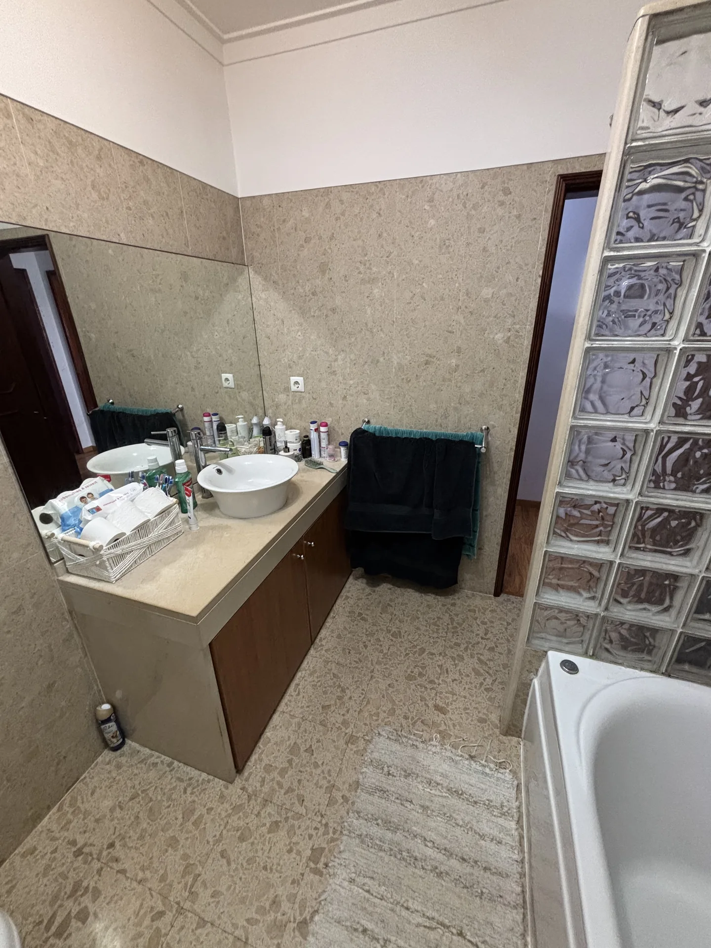 4 Bedroom flat for sale in the centre of Montijo